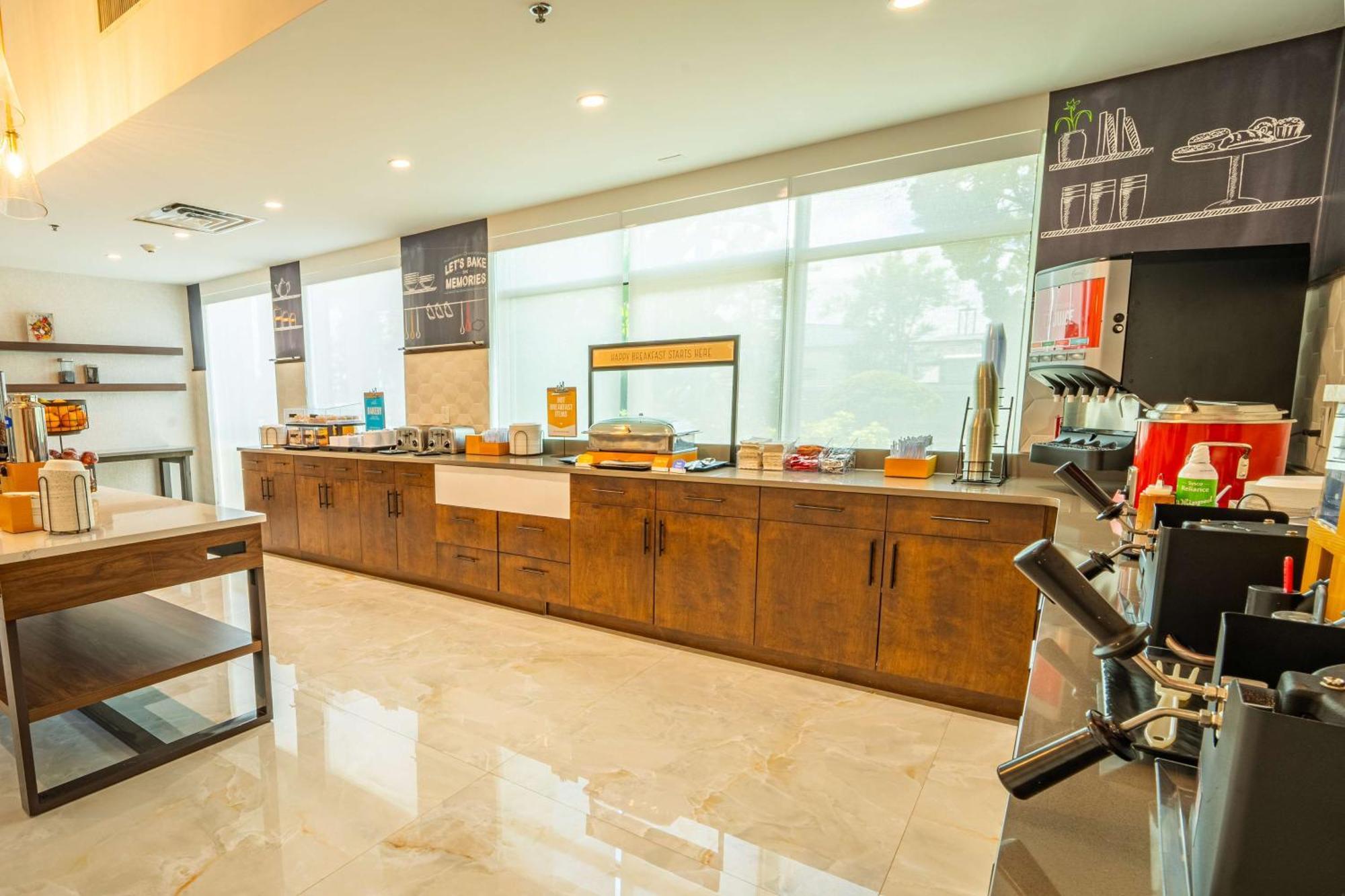 圣奥古斯丁历史区套房假日酒店 外观 照片
